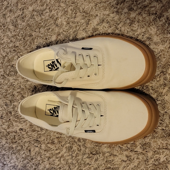 Vans men's Size 10.5 - Picture 1 of 3